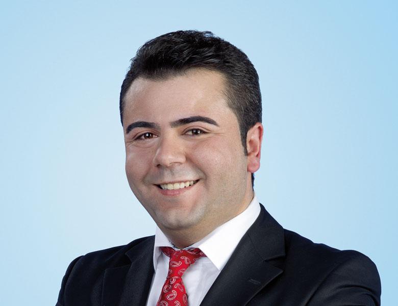 Günes portrait